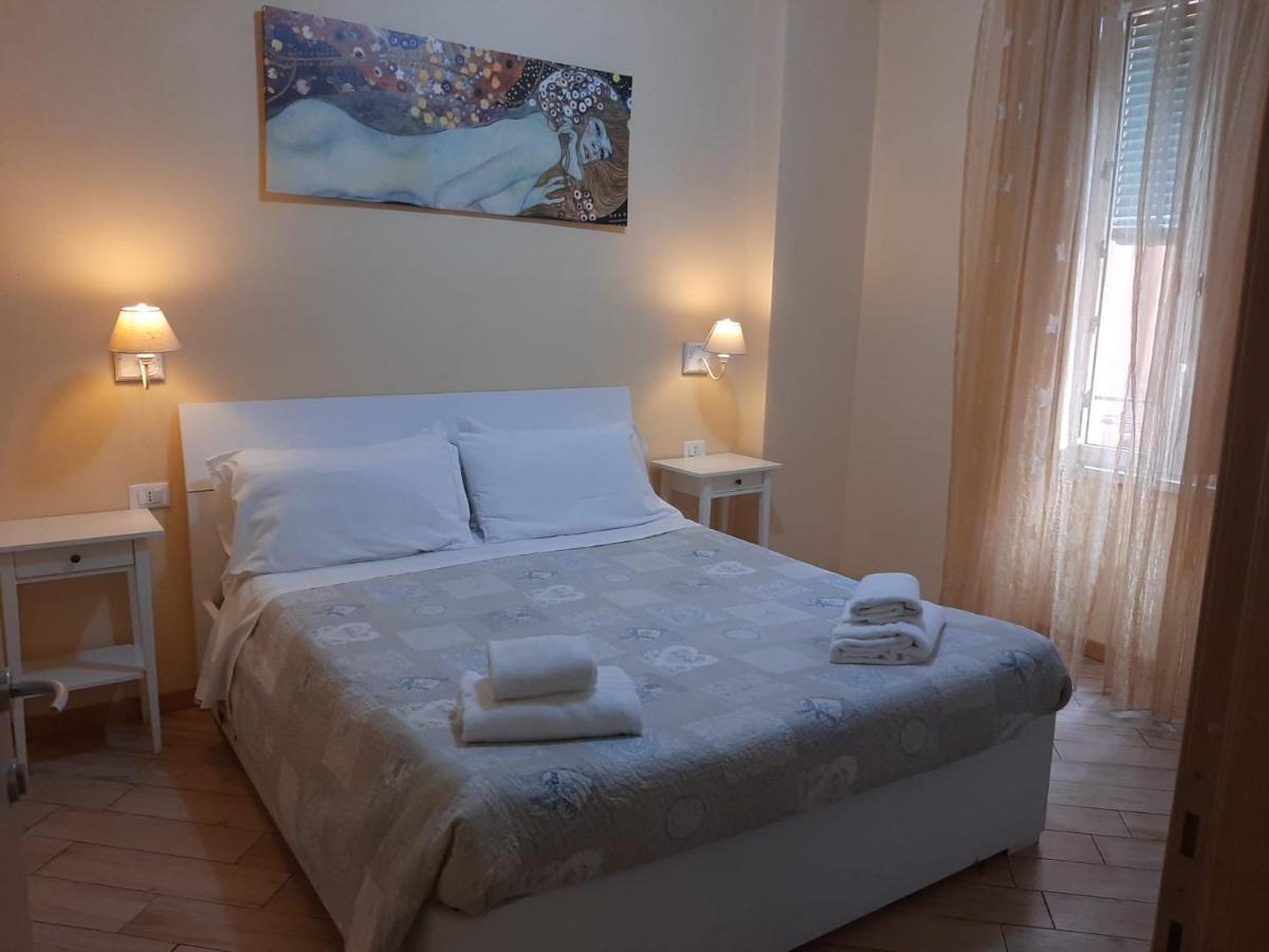 Guest house With Love